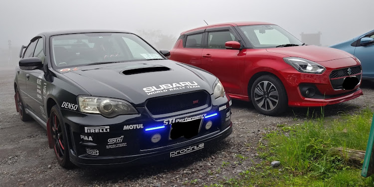 レガシィB4のドライブ・赤城山・ステッカー・スイフト・霧に関するカスタム事例の投稿画像1枚目