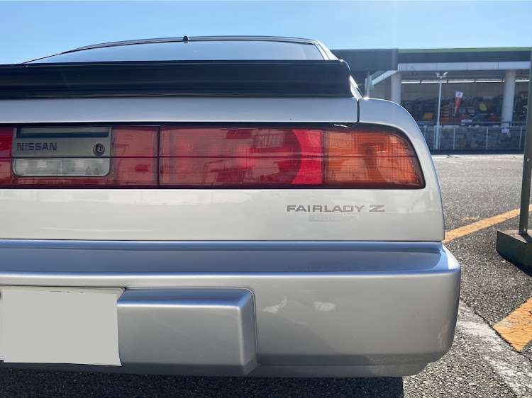 フェアレディZの車種名エンブレムは有り派・Z31・旧車・DIYに関するカスタム事例の投稿画像1枚目