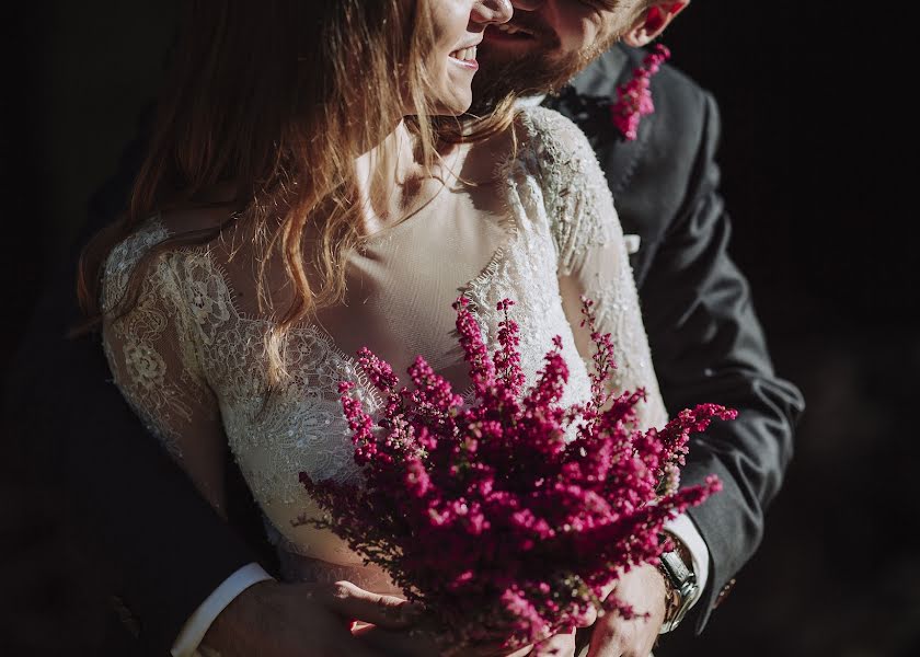 Fotógrafo de casamento Krzysztof Łaskawiec (laskawiec). Foto de 8 de outubro 2020