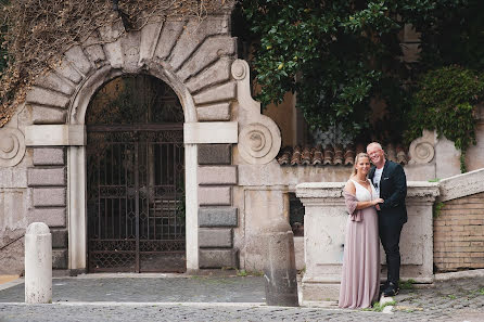 Fotografo di matrimoni Olga Angelucci (olgangelucci). Foto del 21 febbraio 2022