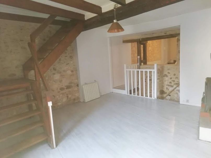 Vente maison 4 pièces 90 m² à Nontron (24300), 64 000 €