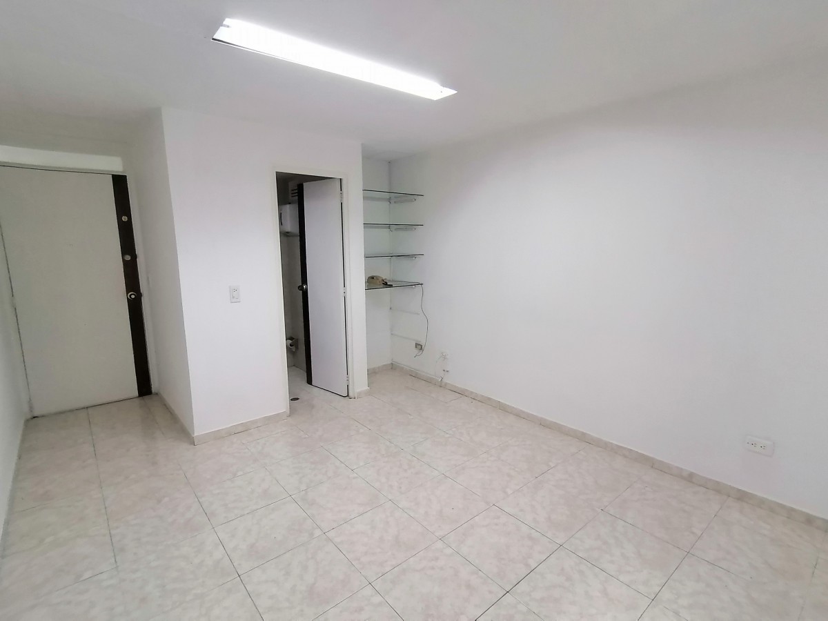 Oficina En Arriendo - Usaquen, Bogota