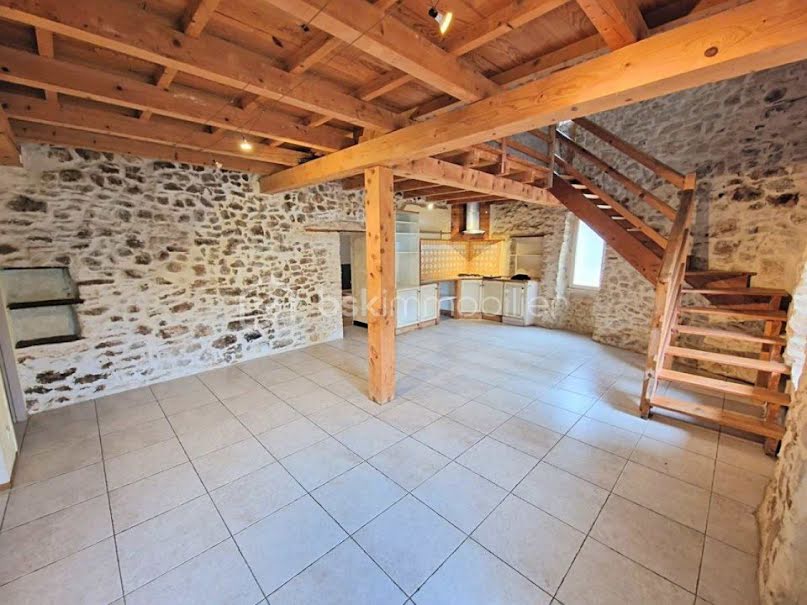 Vente maison 9 pièces 230 m² à Saint-Nazaire (30200), 242 000 €