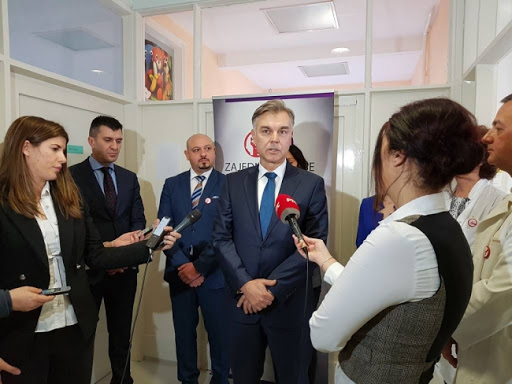 Humanitarna akcija Komercijalne banke i Fonda B92: Opšta bolnica u Vršcu bogatija za inkubator