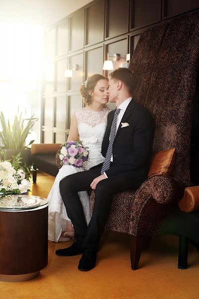 Wedding photographer Olya Berg (olyaberg). Photo of 10 December 2012