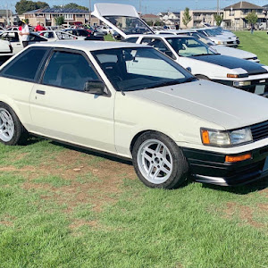 カローラレビン AE86