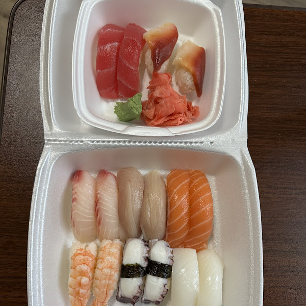 GF (nigiri) Sushi Combination - 2pcs each of tuna, yellowtail, salmon, tai (white fish), squid, surf clam, octopus - no eel because it has gluten but they substituted ebi (shrimp). I wish I had tried the saba (mackerel).