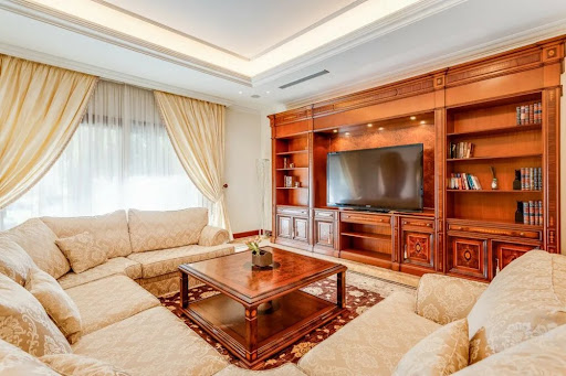 Villa avec piscine en bord de mer 5