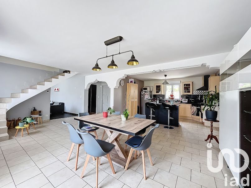 Vente maison 6 pièces 162 m² à La Ville-aux-Dames (37700), 370 000 €