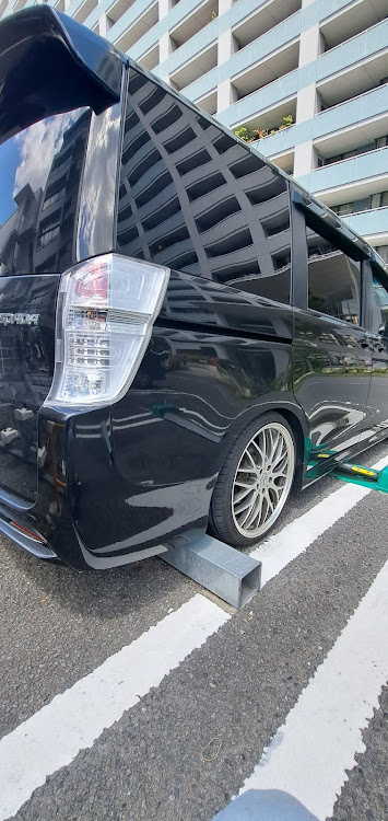 ステップワゴンスパーダのお休み・GWに関するカスタム事例の投稿画像1枚目