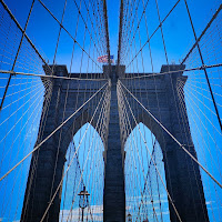 Brooklyn Bridge di 