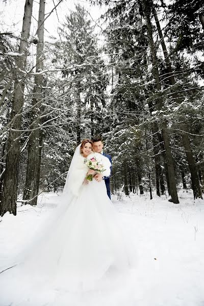 Fotógrafo de casamento Alisa Shkurskaya (pugacheva). Foto de 7 de abril 2018