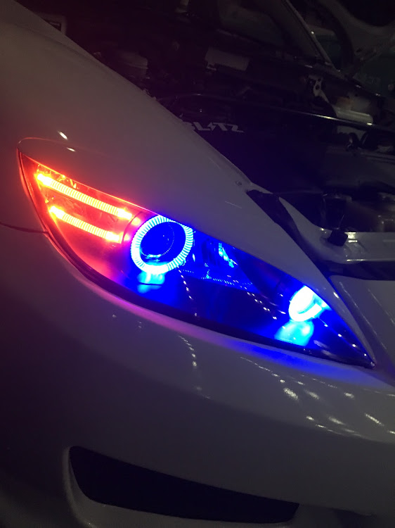 RX-8のアイライン塗装・アイライン取付・洗車に関するカスタム事例の投稿画像4枚目