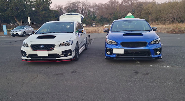 レヴォーグのプチオフ・STIドリルドディスクローター・STI ブレーキパッドセットに関するカスタム事例の投稿画像1枚目