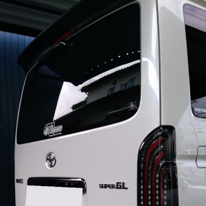 ハイエースバン GDH201V