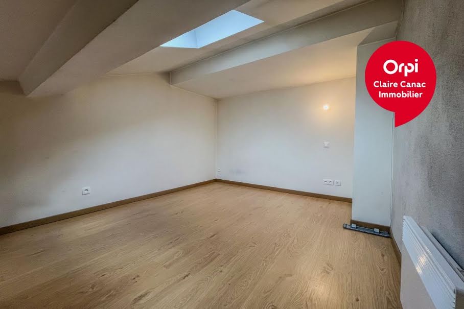 Location  duplex 2 pièces 25 m² à Castres (81100), 370 €