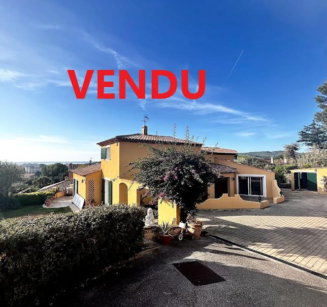 Vente maison 6 pièces 250 m² à La Seyne-sur-Mer (83500), 1 250 000 €