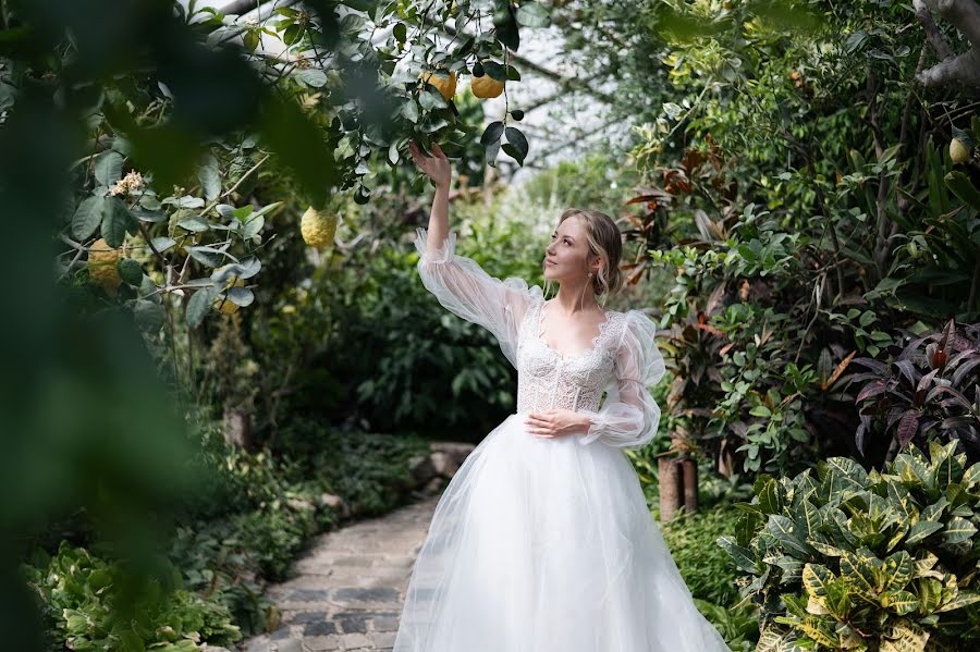 Fotógrafo de casamento Yuliya Kalinina (helloyulya). Foto de 17 de julho 2022