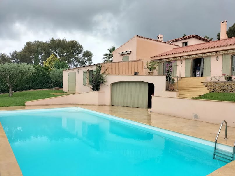 Vente villa 9 pièces 250 m² à Sanary-sur-Mer (83110), 1 500 000 €