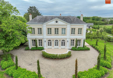 House with pool and terrace 2