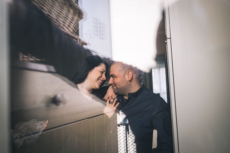 Wedding photographer Simone Leo (infinitytorino). Photo of 23 February 2018