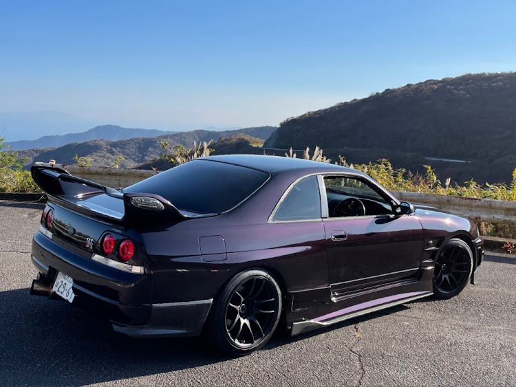 スカイライン GT-RのスカイラインGT-R・アリスト・bcnr33に関するカスタム事例の投稿画像4枚目