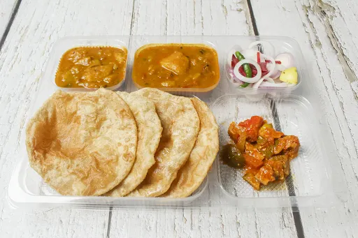 4 Poori With Aloo Sabji