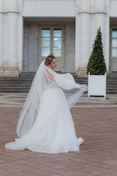 Fotografo di matrimoni Alla Bogatova (bogatova). Foto del 14 ottobre 2022