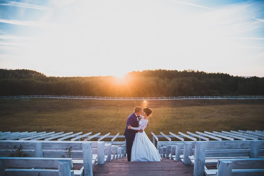 Fotógrafo de casamento Aleksey Khvalin (khvalin). Foto de 28 de março 2018