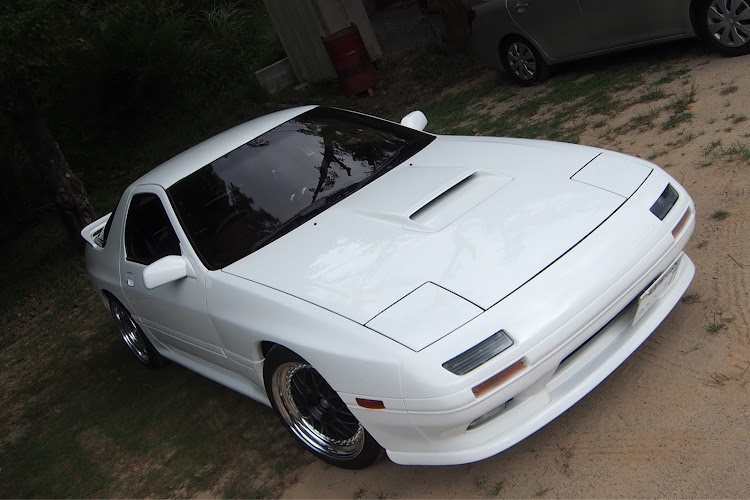 RX-7の高雄パークウェイ・BBQ・昼イベに関するカスタム事例の投稿画像4枚目