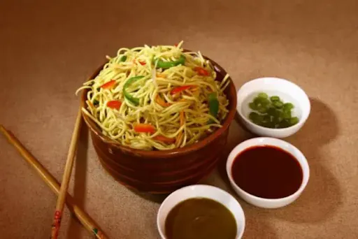 Hakka Noodles