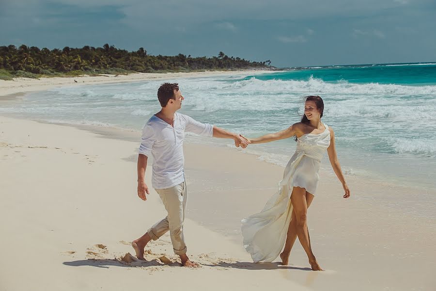 Photographe de mariage Katya Mukhina (lama). Photo du 23 avril 2014