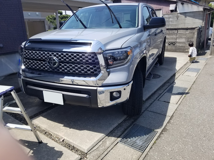 タンドラのタンドラ・洗車・暇人の極み・tundraに関するカスタム事例の投稿画像1枚目