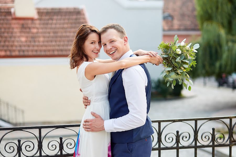 Fotógrafo de bodas Artem Khizhnyakov (photoart). Foto del 13 de septiembre 2017