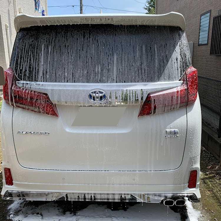 アルファードの洗車・グッズ紹介に関するカスタム事例の投稿画像1枚目