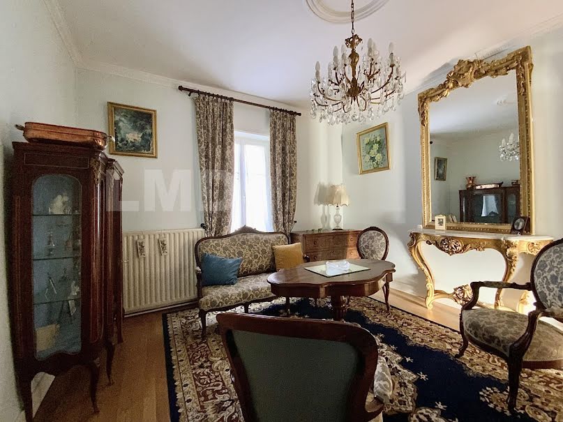 Vente maison 9 pièces 223.8 m² à Bélâbre (36370), 150 000 €