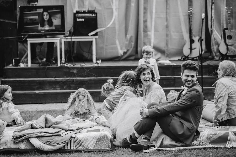 Fotógrafo de casamento Roman Lukoyanov (lukoyanov). Foto de 17 de junho 2016