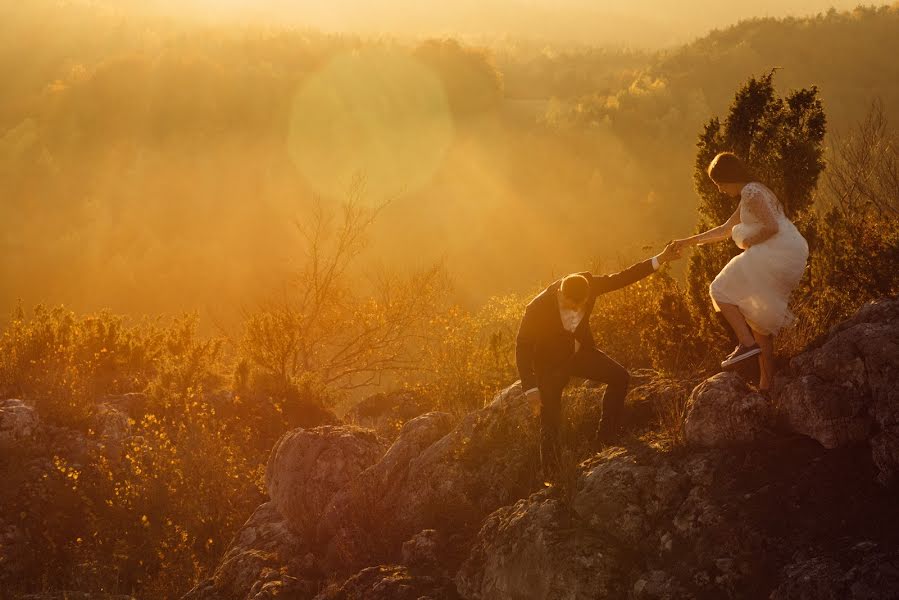 Wedding photographer Monika Dobosz-Sułkowska (justmarriedpola). Photo of 4 January 2016