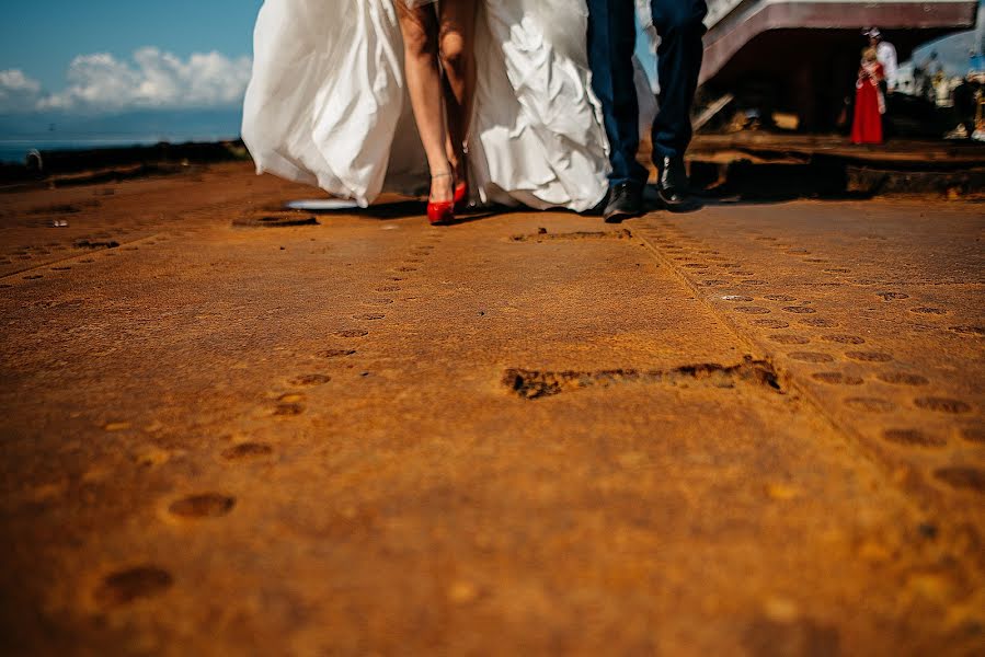 Fotógrafo de casamento Yuriy Smolnickiy (yuri). Foto de 15 de janeiro 2018