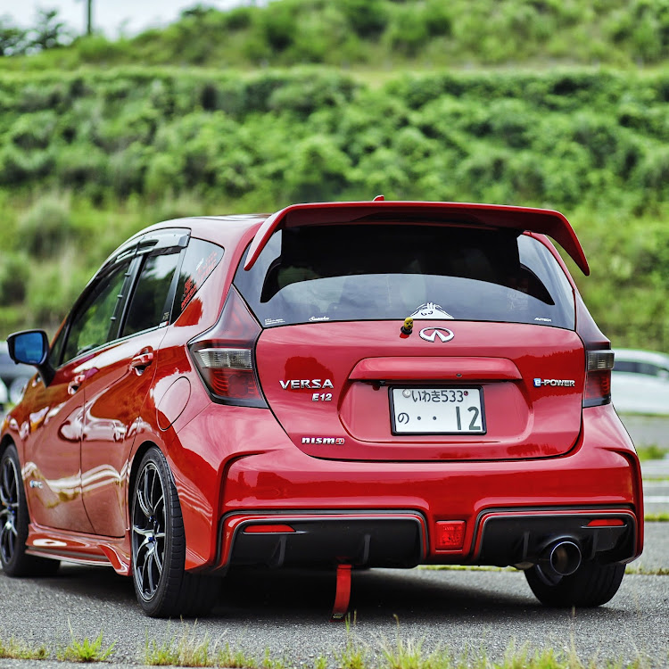 ノートのPage　One・テールランプのこだわり・７月もよろしくお願いいたしますに関するカスタム事例の投稿画像3枚目