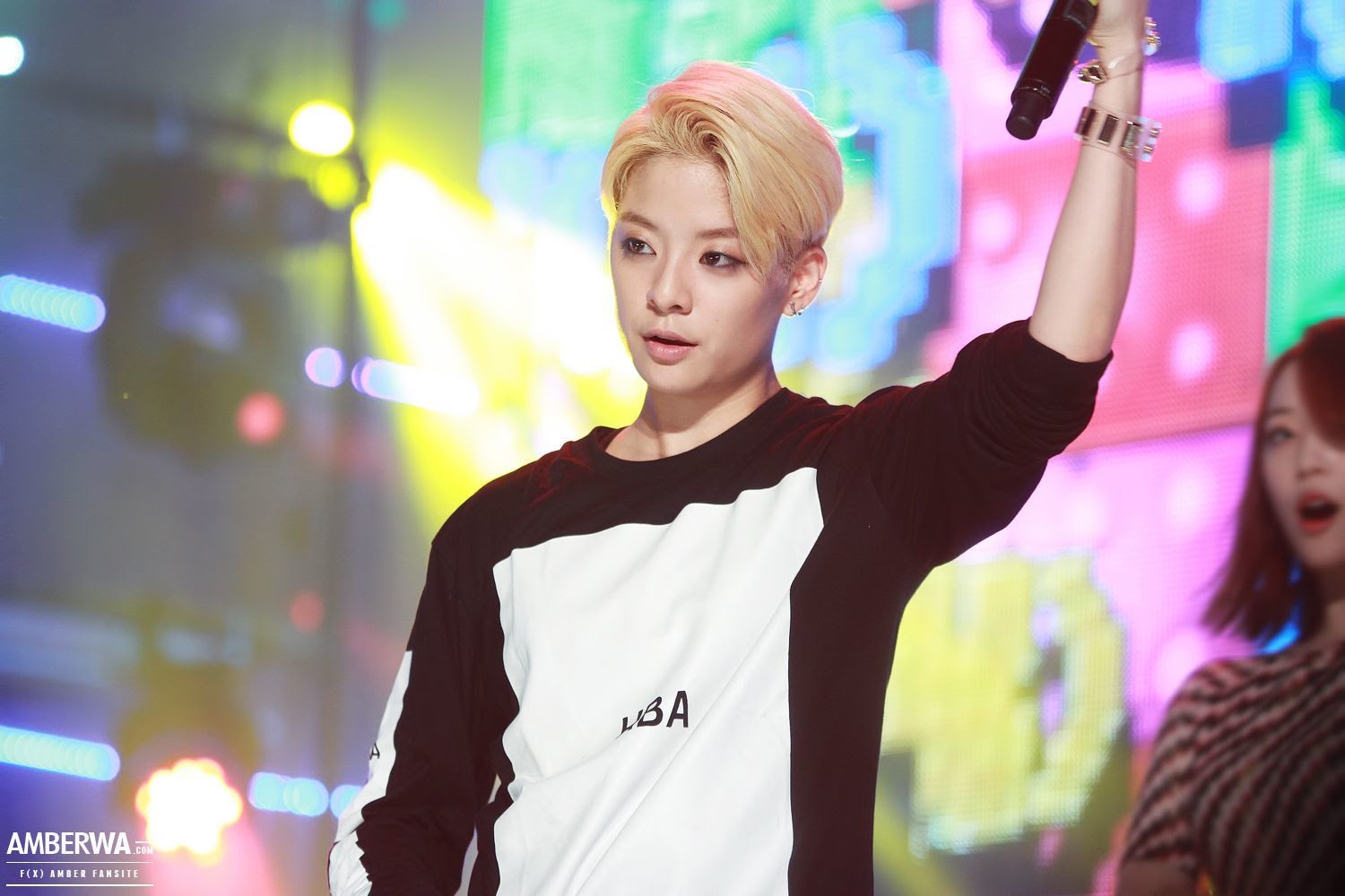 fx amber liu 1