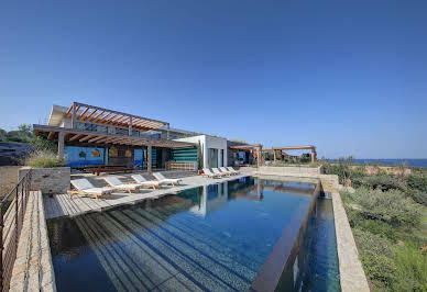 Seaside villa with pool 3