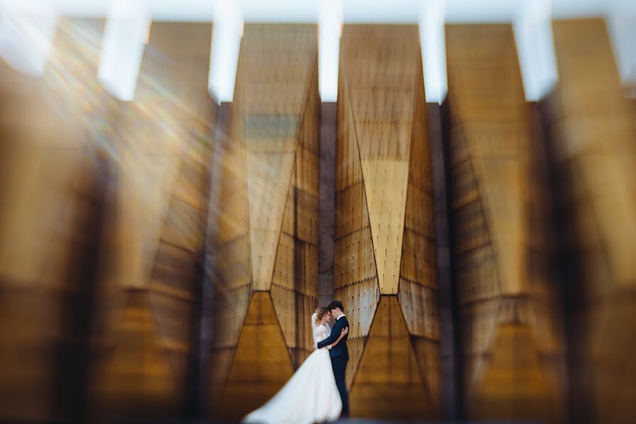 Fotógrafo de casamento Aleksandr Medvedenko (bearman). Foto de 8 de setembro 2016