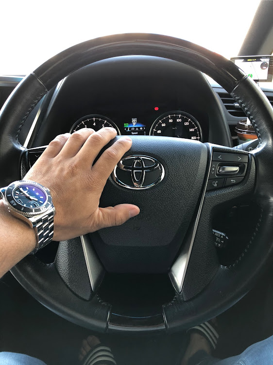 アルファードのemotion m8r・workwheels・30アルファード・BREITLINGに関するカスタム事例の投稿画像2枚目