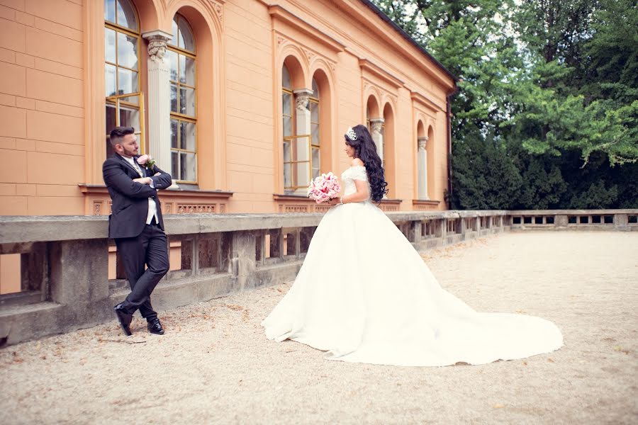 Hääkuvaaja Jakub Chodžajan (jakubch). Kuva otettu 1. lokakuuta 2019