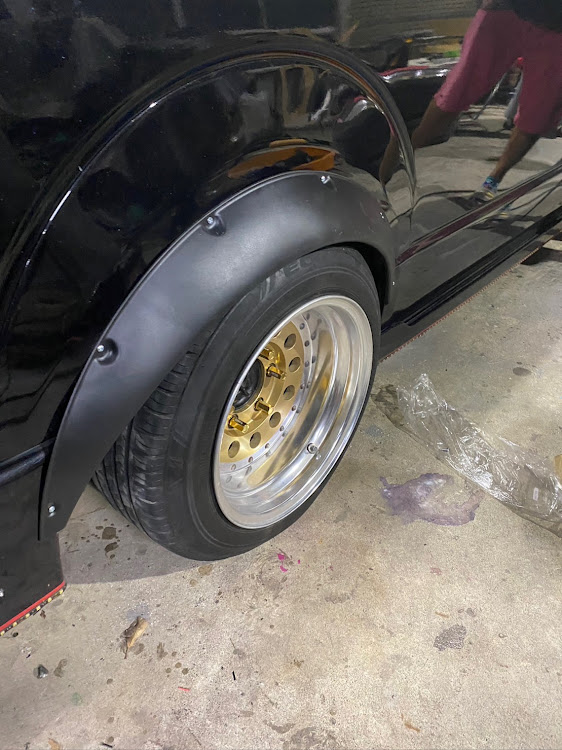 ハイエースバンのamiuclub320さんが投稿したカスタム事例の投稿画像2枚目
