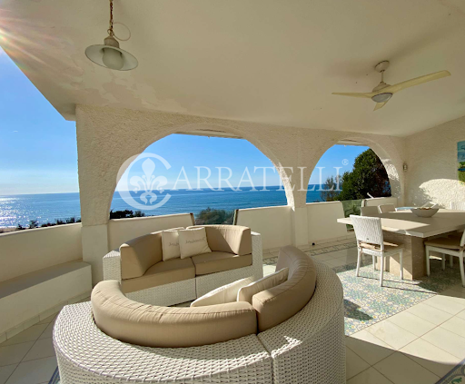 Villa with garden and terrace 3