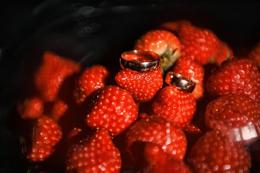 Fotógrafo de casamento Artem Grebenev (grebenev). Foto de 15 de fevereiro 2018