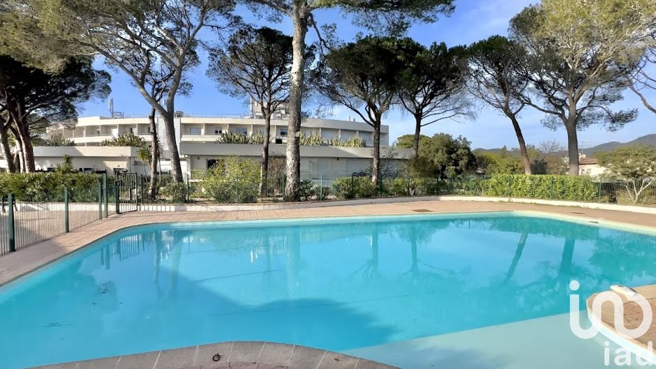 Vente appartement 3 pièces 52 m² à Frejus (83600), 200 000 €