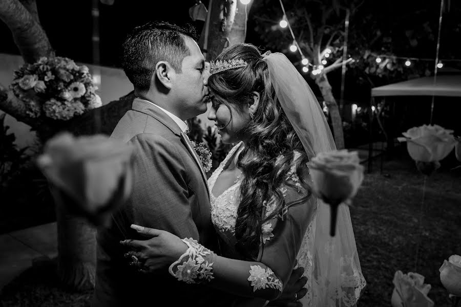 Wedding photographer Ray Valdivia (rayvaldivia). Photo of 4 July 2023